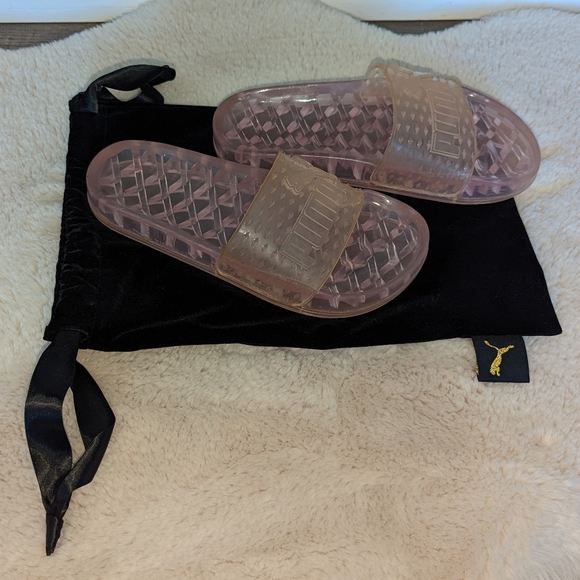 Fenty by Puma pink jelly slides - Picture 2 of 4
